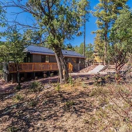 The Pine House - Cozy Mid-Century Modern, Pet-Friendly Villa Esterno foto