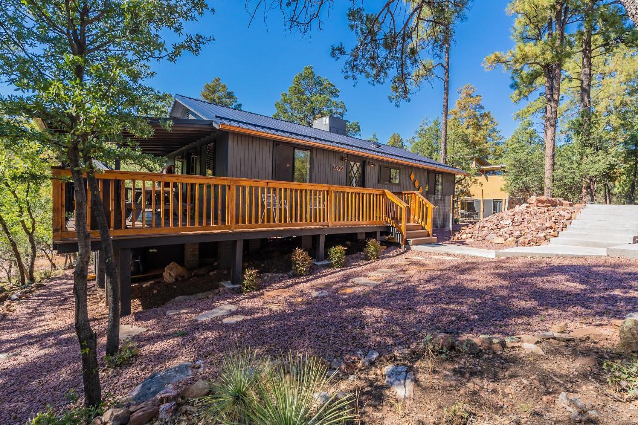 The Pine House - Cozy Mid-Century Modern, Pet-Friendly Villa Esterno foto